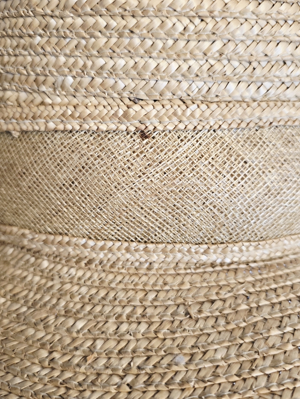 VINTAGE BETMAR Straw Hat Round Upturned Rim Bow Style #C230 - Picture 8 of 14